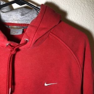 red nike sweatshirt